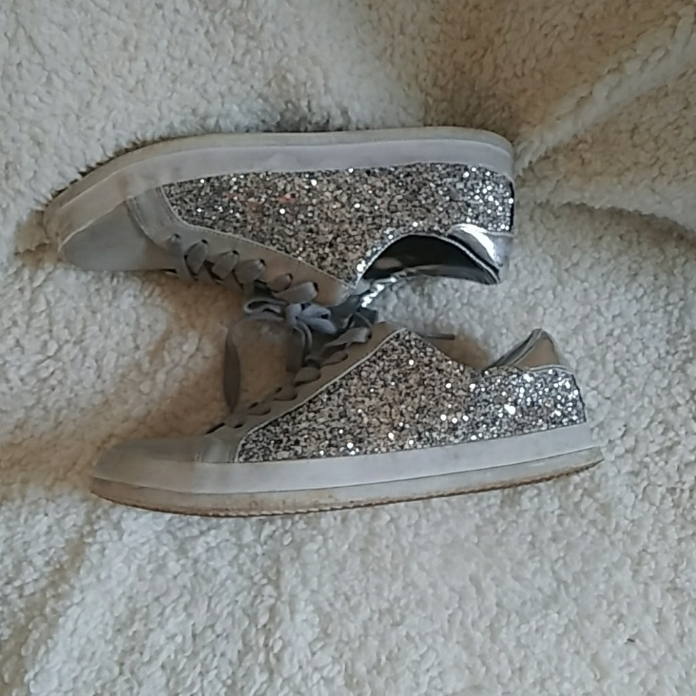 Glitter shoes